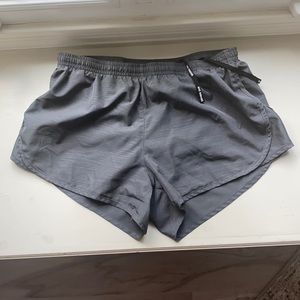 grey nike shorts with back pocket